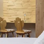 乌尔菲尼亚旅馆 招待所 加尔盖伦