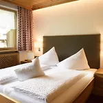 Gasthof-pension Wulfenia Gargellen