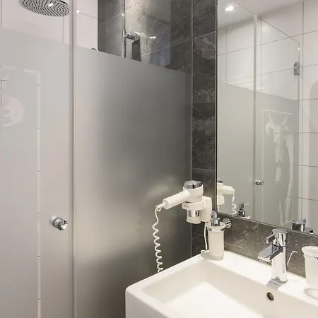 Gasthof-pension Wulfenia Pensionat