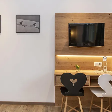 Gasthof-pension Wulfenia Gasthuis 3*