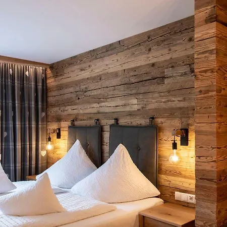 Gasthof-pension Wulfenia 3* Gargellen