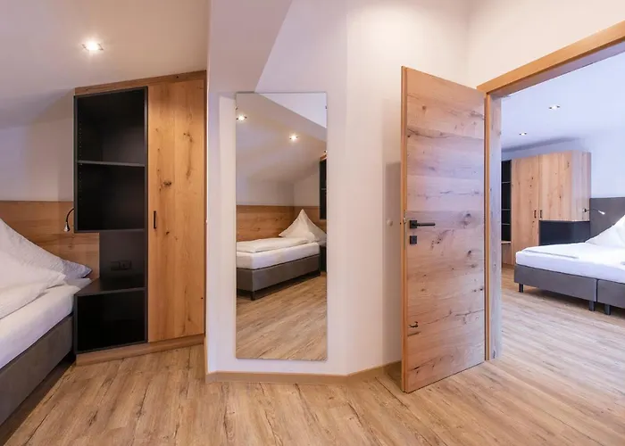 Gasthof-pension Wulfenia Guest house Gargellen