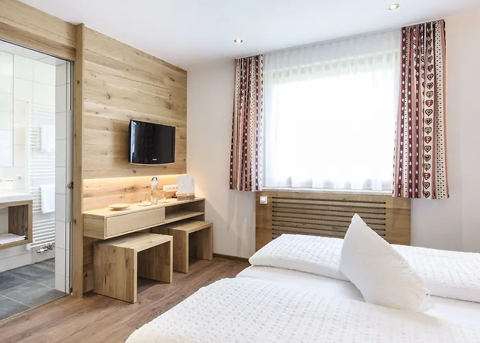 Gasthof-pension Wulfenia Guest house 3*